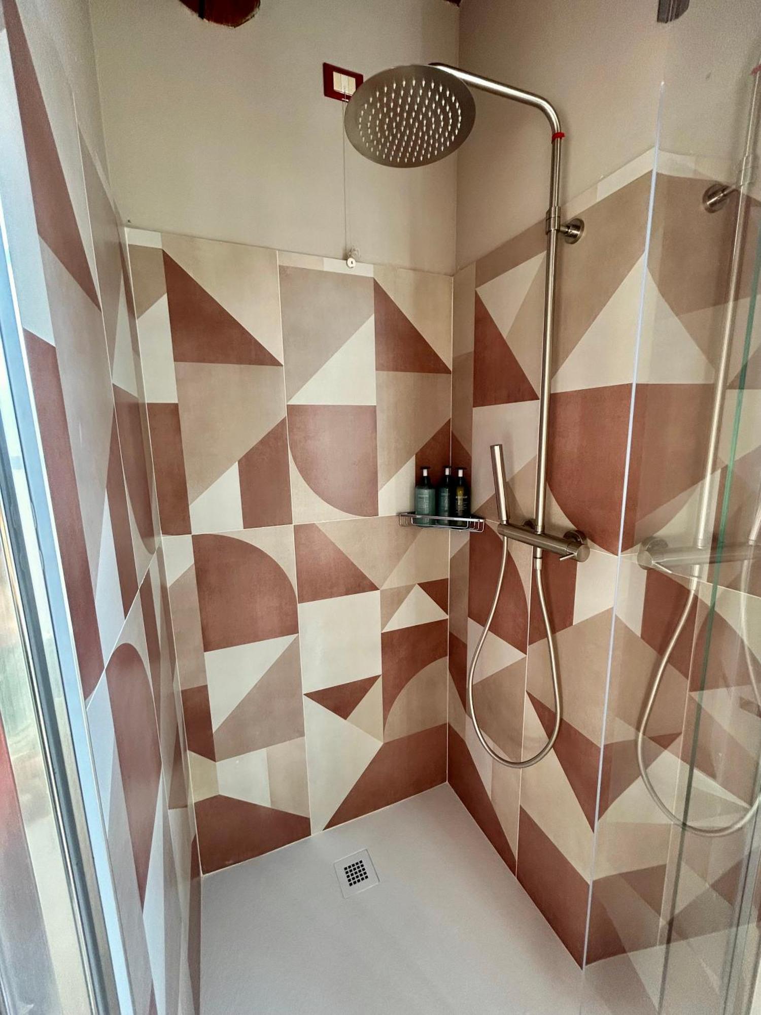 لوغو La Maison B&B المظهر الخارجي الصورة